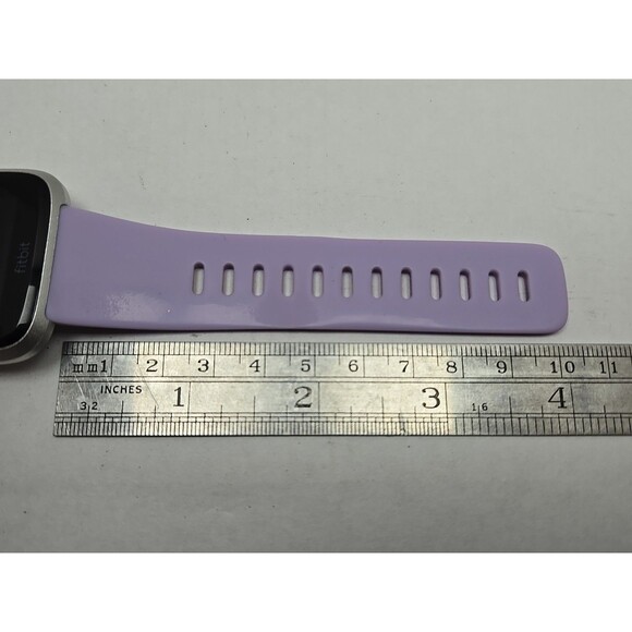 Fitbit Versa Lite Smartwatch Activity Tracker Heart Rate GPS Silver No Charger - Picture 8 of 10